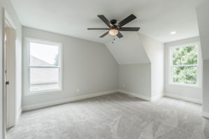992 Sicklebar Dr-33