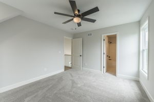 992 Sicklebar Dr-34