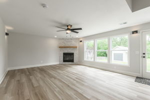 992 Sicklebar Dr-38