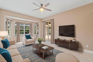 DSC07938 virtually staged.jpeg