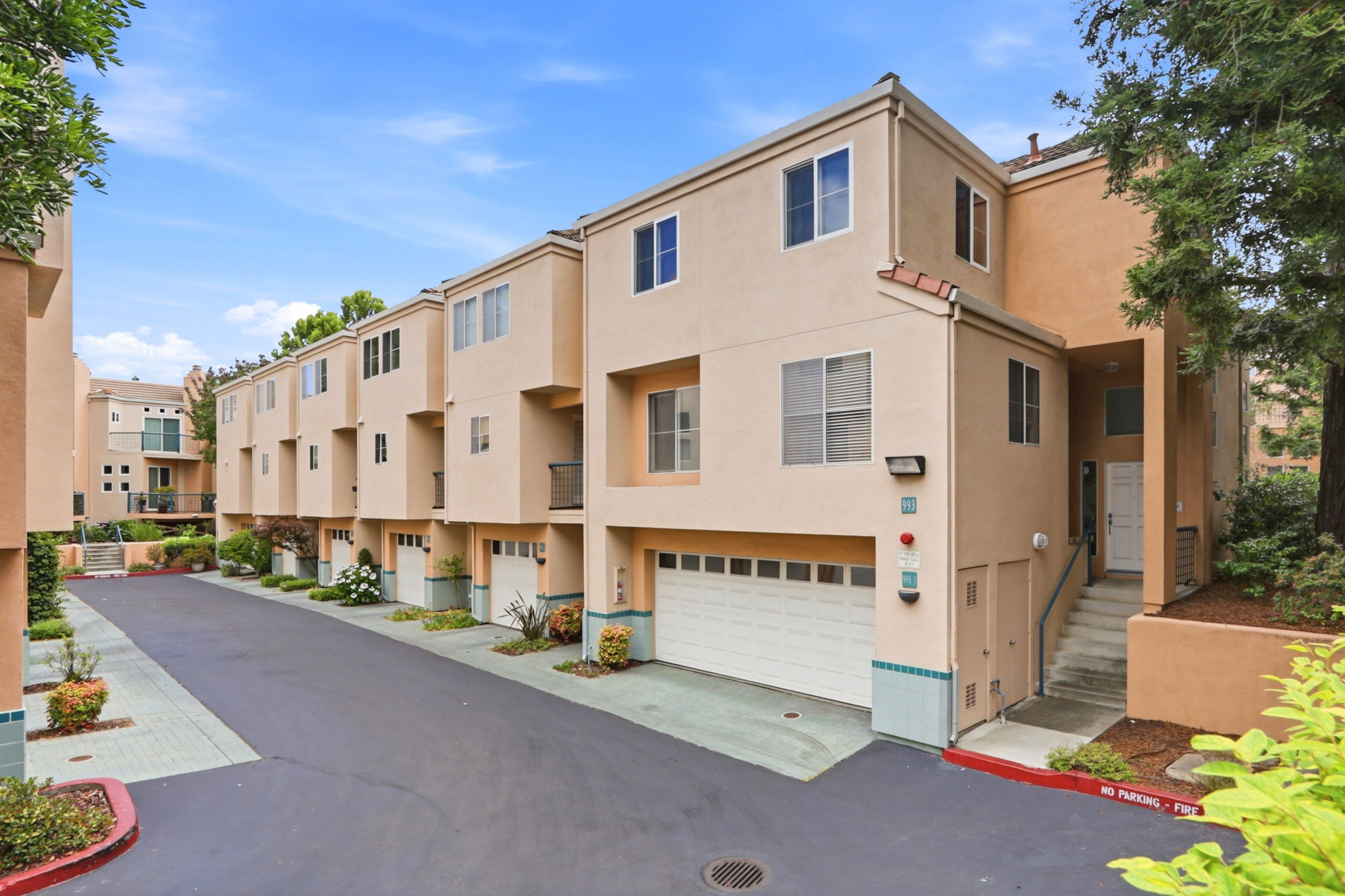 003_F8_993 Asilomar Terrace_