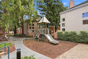 041_F8_993 Asilomar Terrace_
