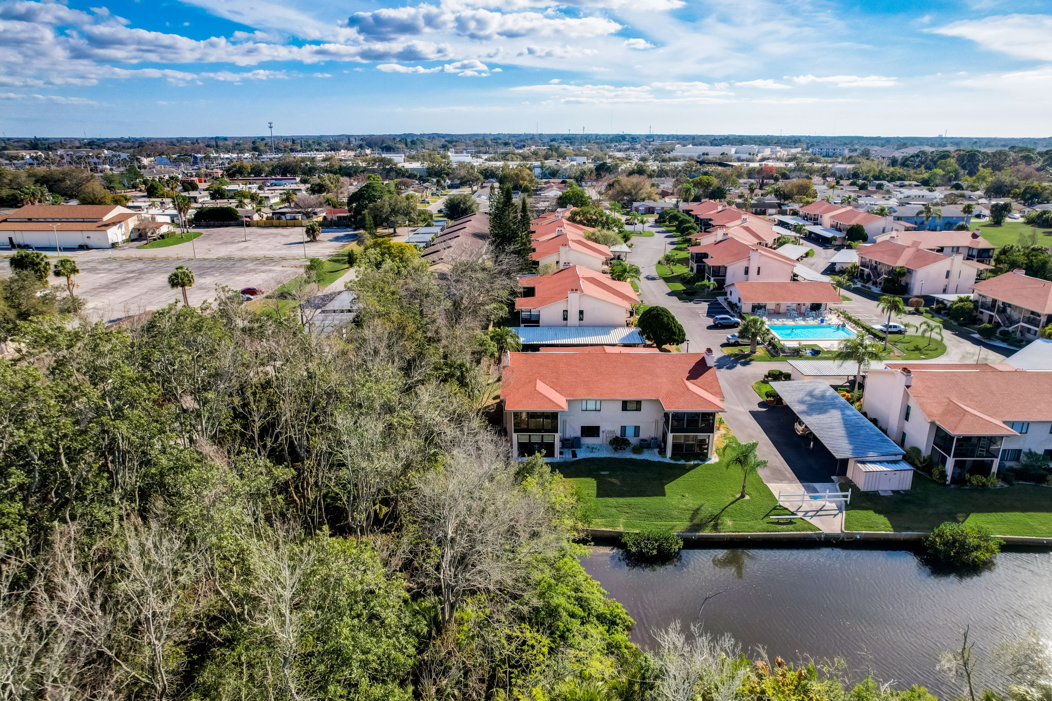 Eagles Point Cir 2-044