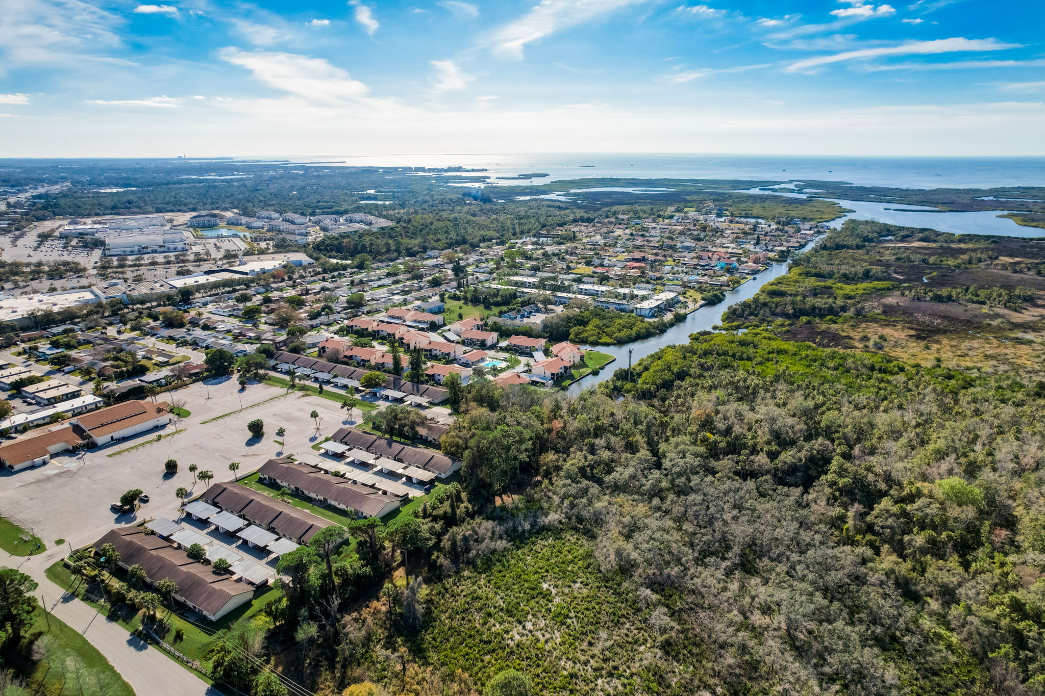 Eagles Point Cir 2-040