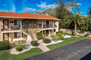 Eagles Point Cir 2-031
