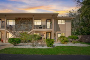 Eagles Point Cir 2 - VT-001