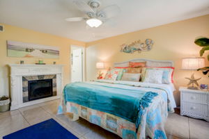 Eagles Point Cir 2-019