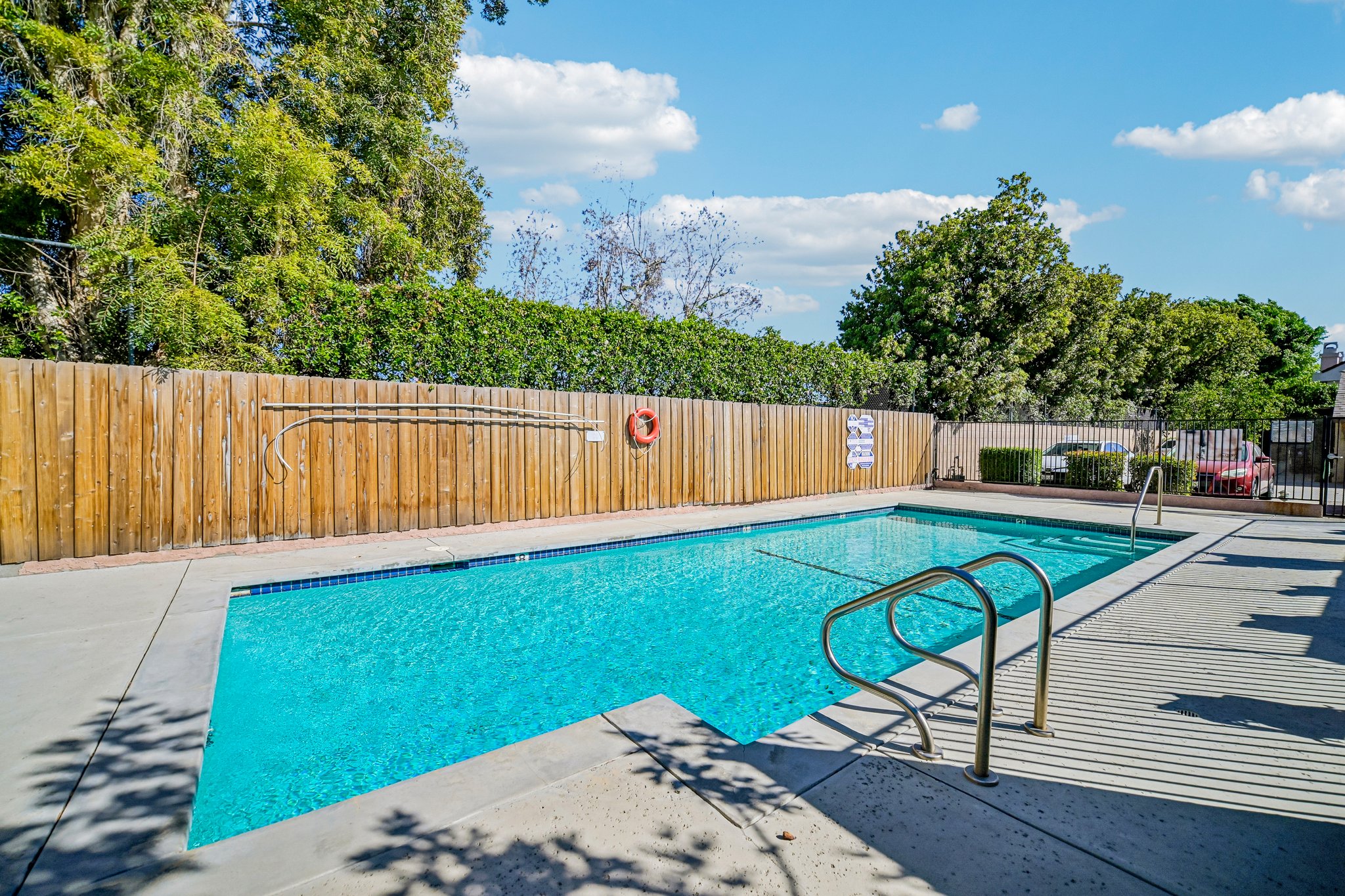Owensmouth Ave 10-S3009-042.jpg