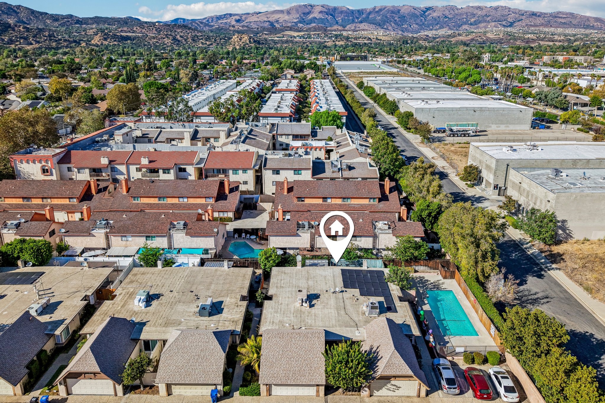 Owensmouth Ave 10-S3009-047.jpg