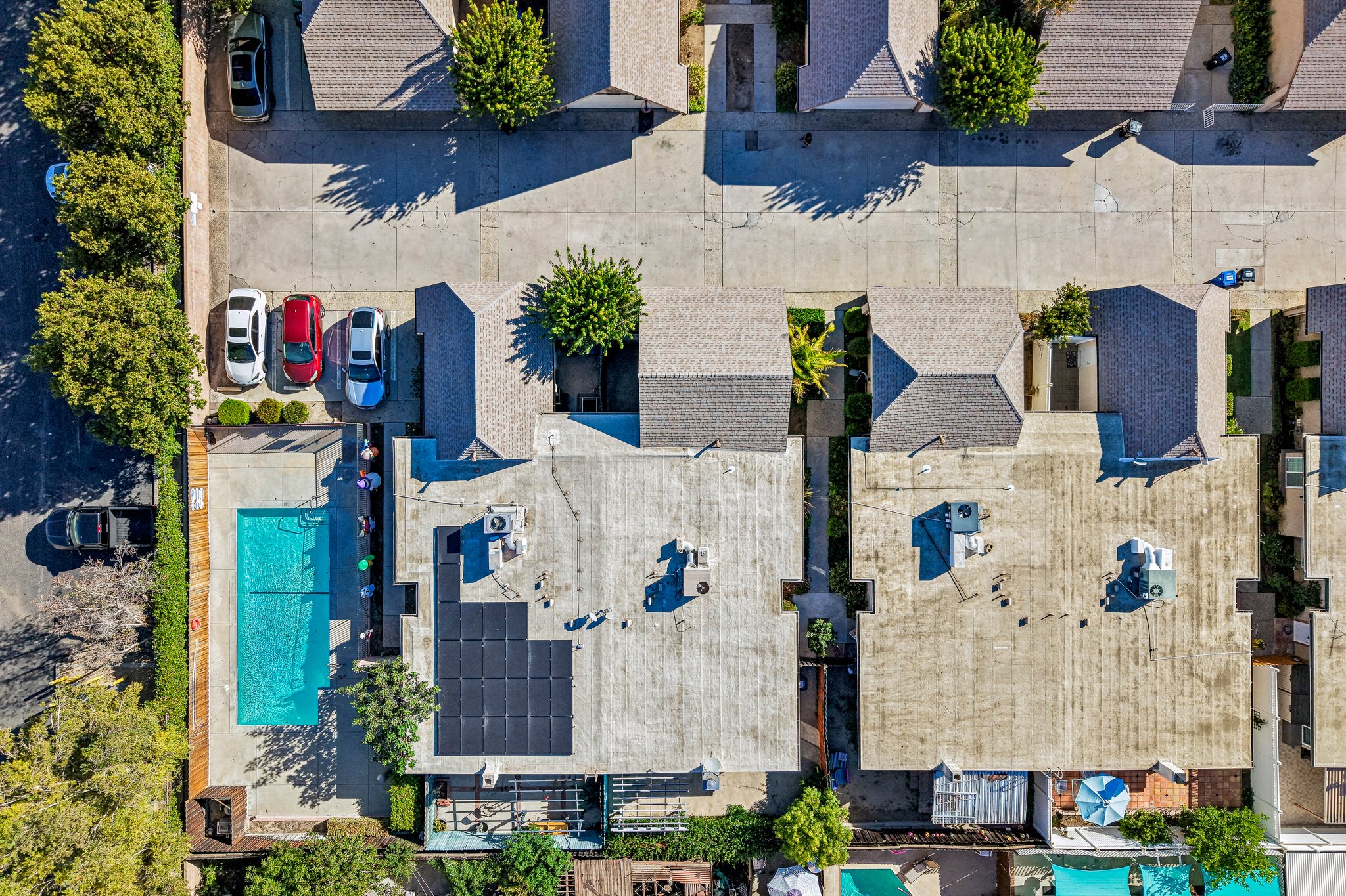 Owensmouth Ave 10-S3009-050.jpg