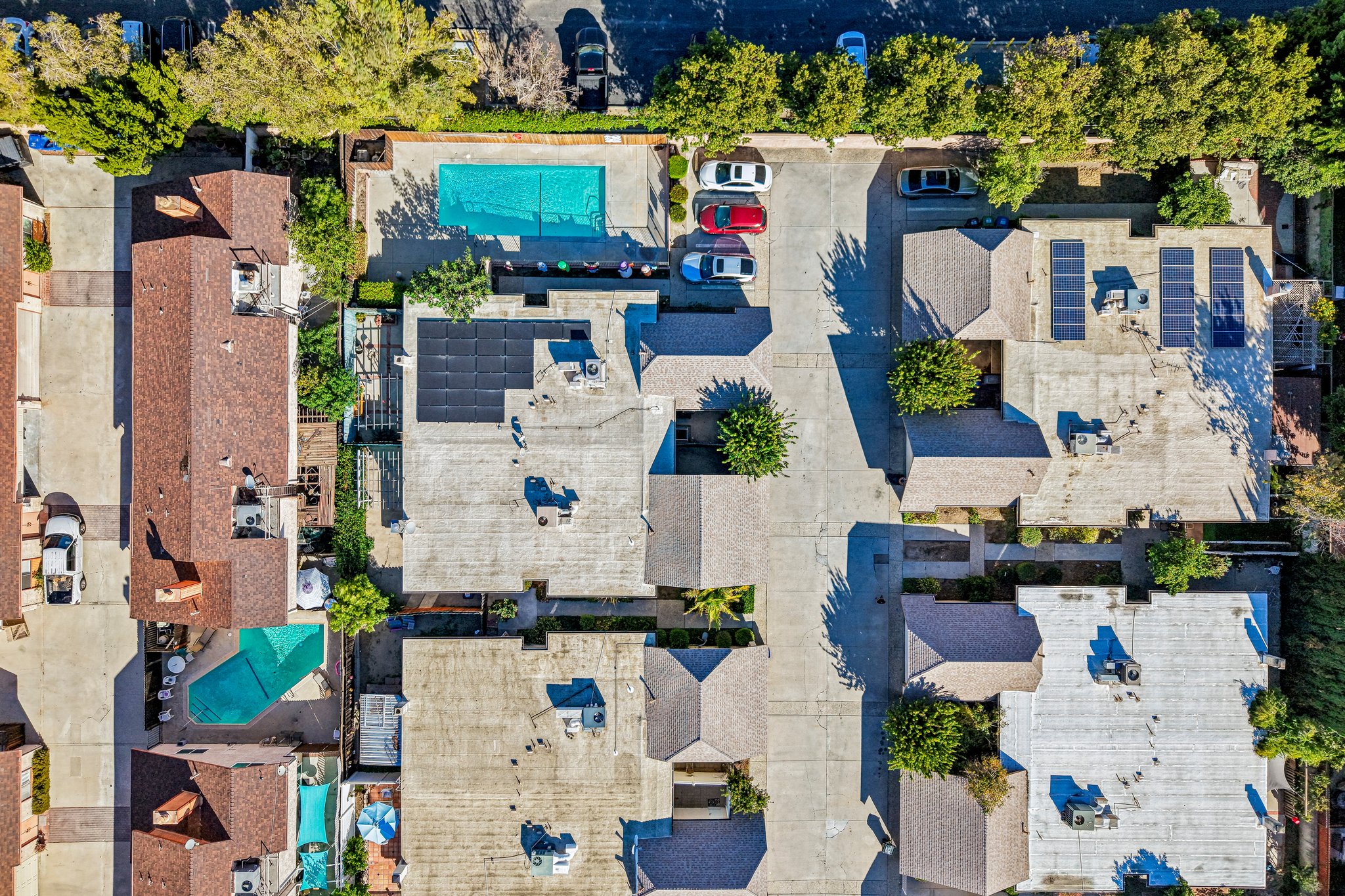 Owensmouth Ave 10-S3009-051.jpg