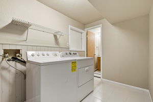  Photo 39