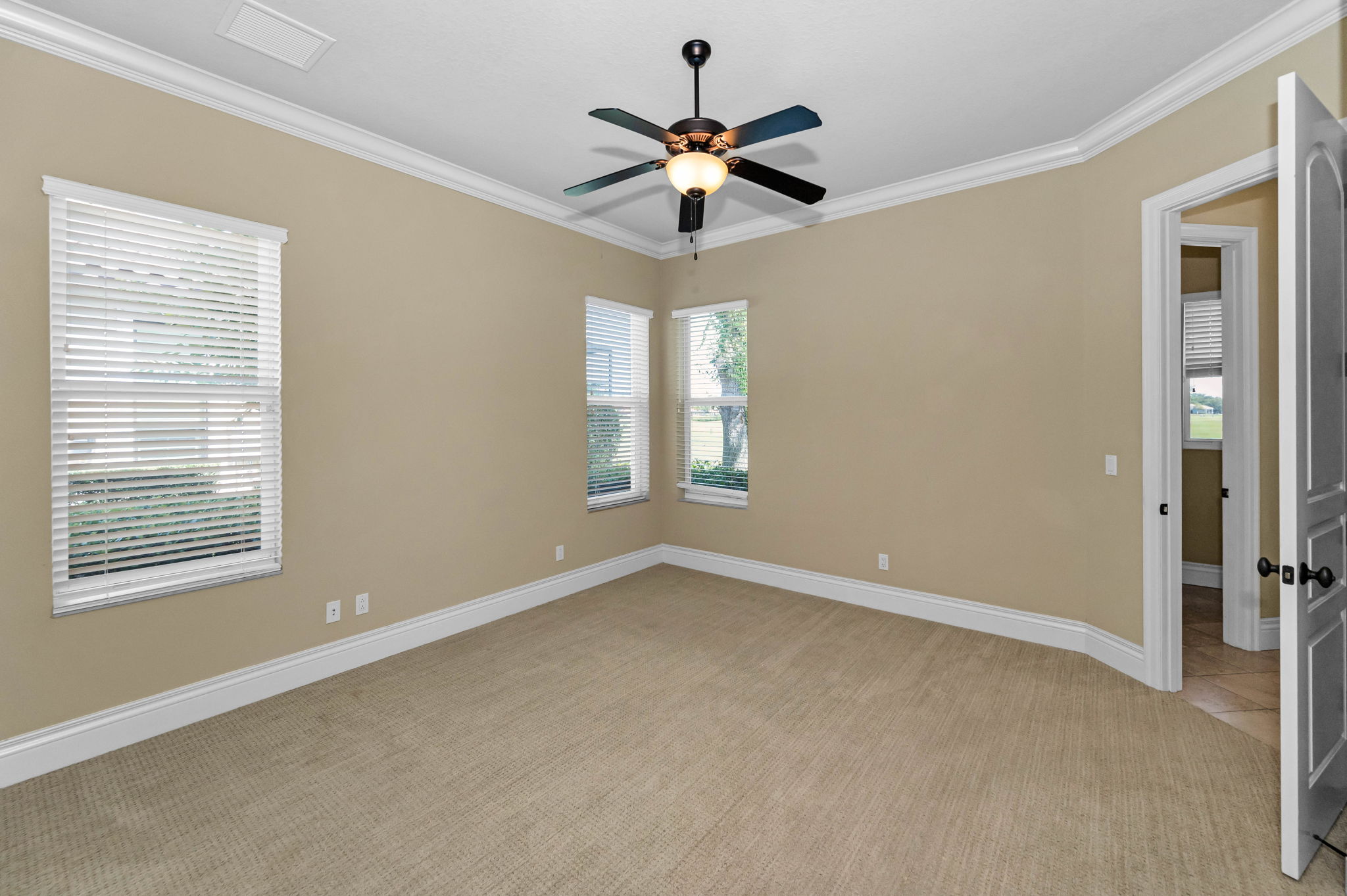 Guest Bedroom2a