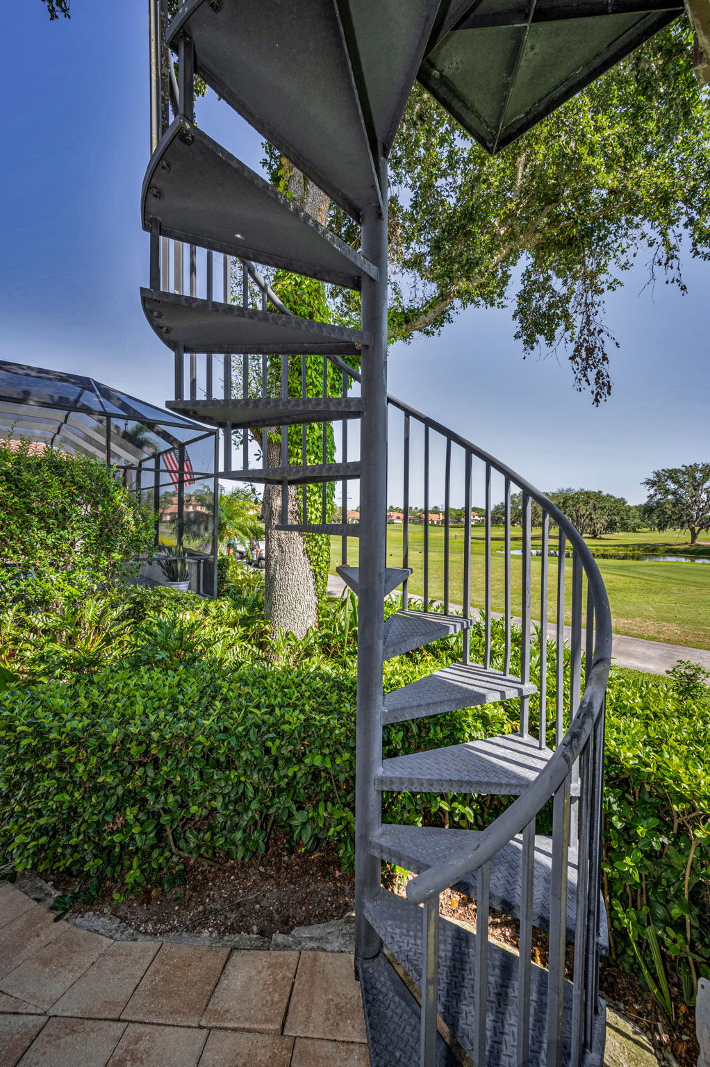 Sprial Staircase2