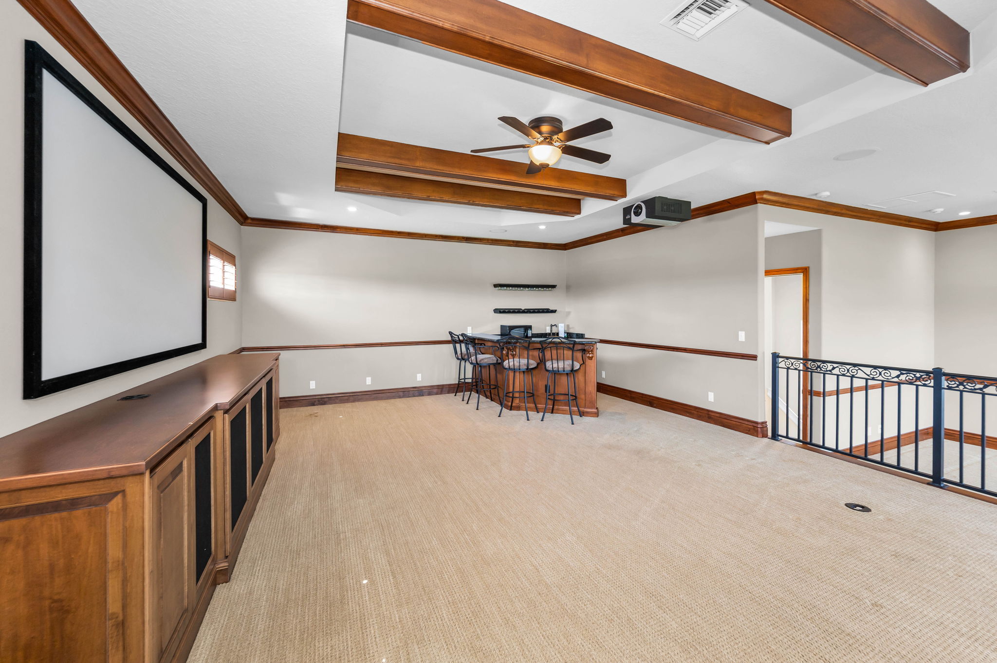 Upper Level Bonus Room4