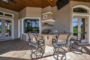 Lanai1f