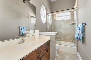 Upper Level Bonus Room Bathroom