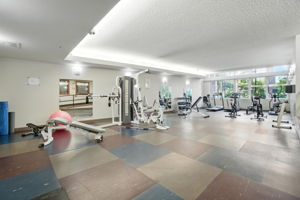  Photo 33