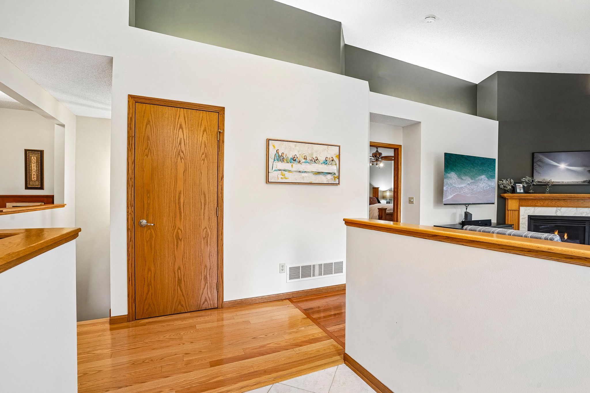 Stratford Ln W-S2909-007.jpg