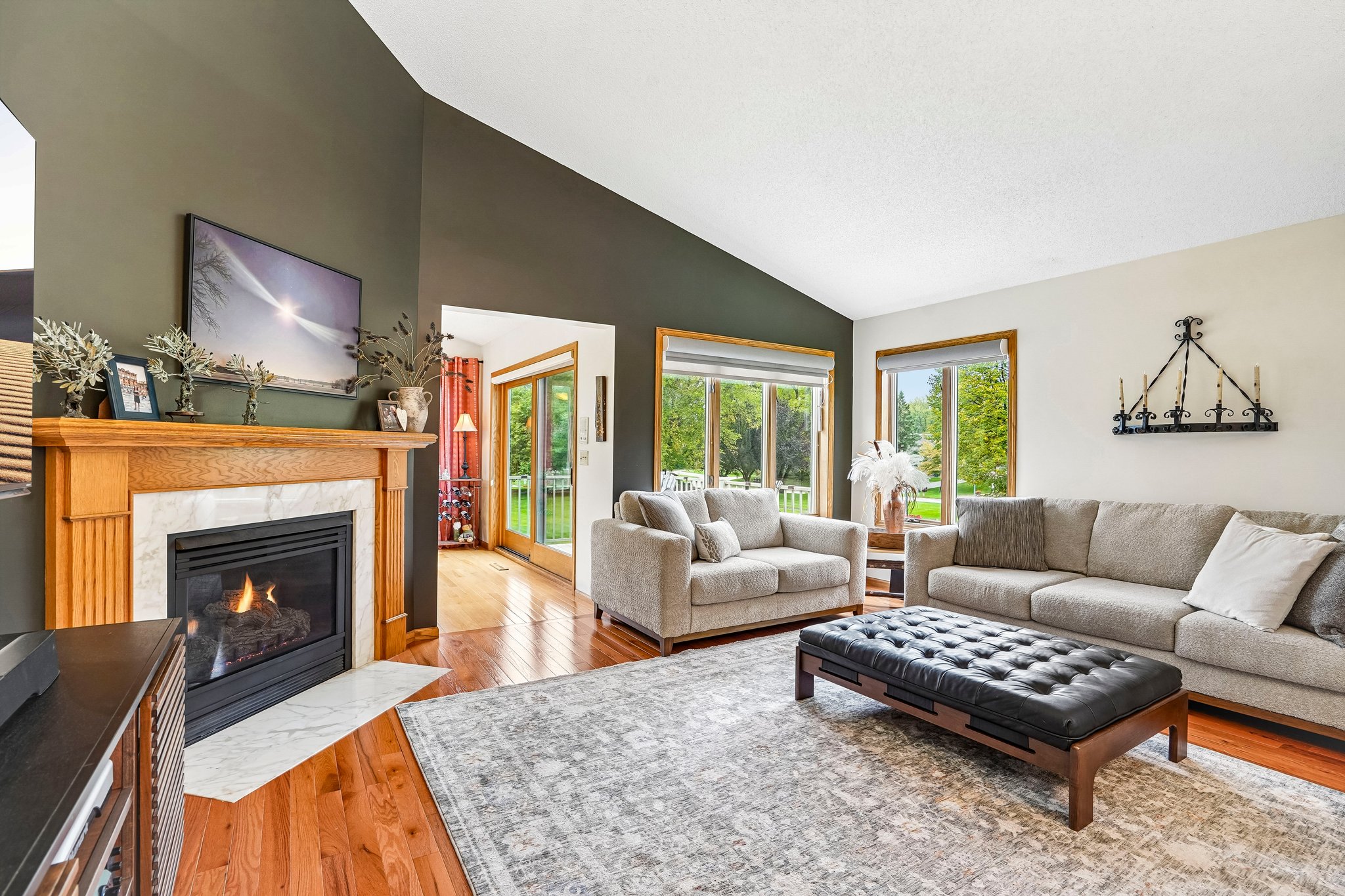 Stratford Ln W-S2909-011.jpg