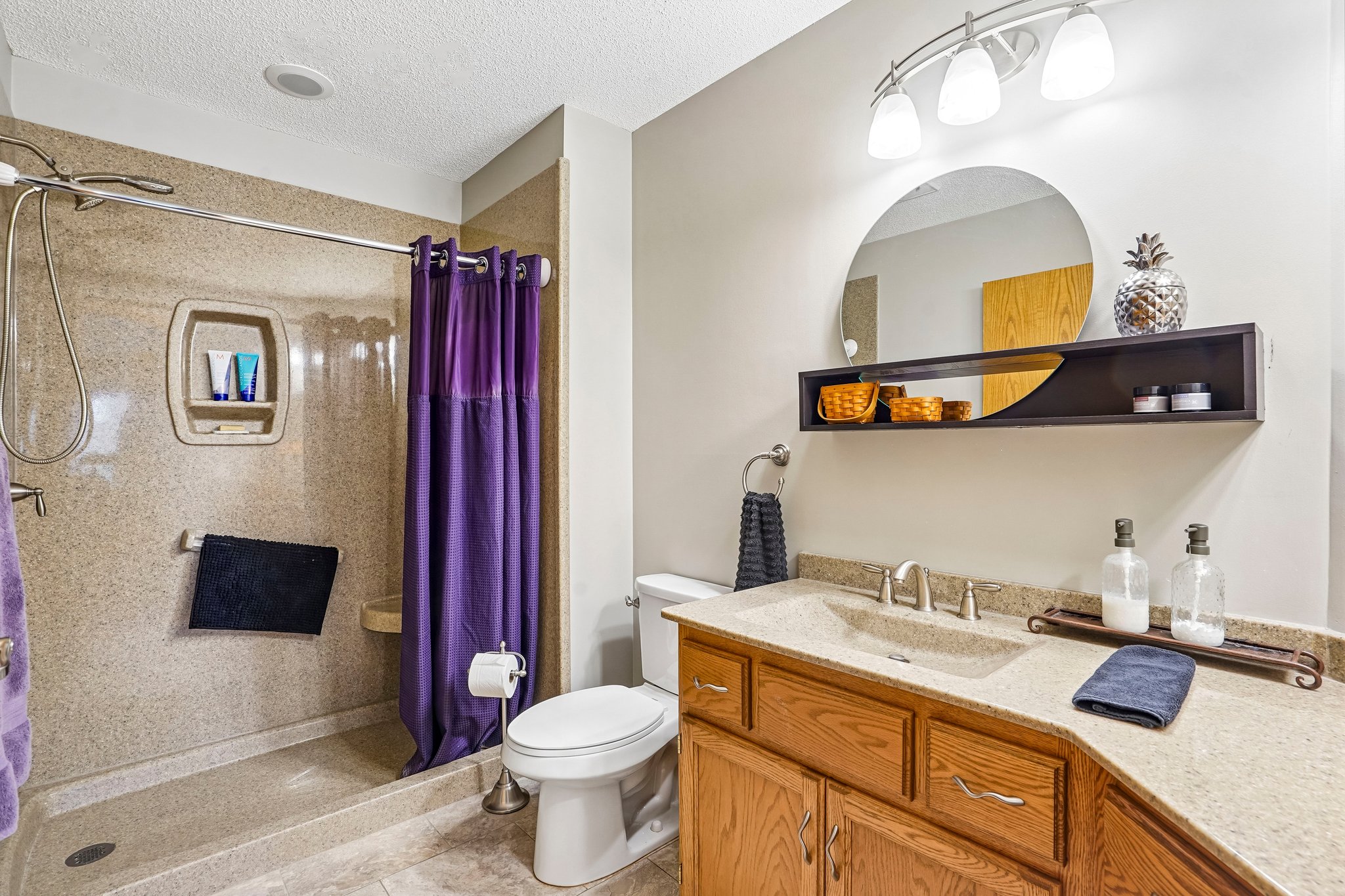 Stratford Ln W-S2909-031.jpg