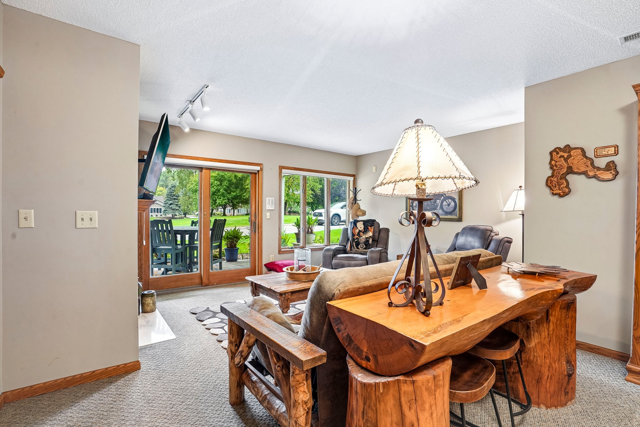 Stratford Ln W-S2909-037.jpg