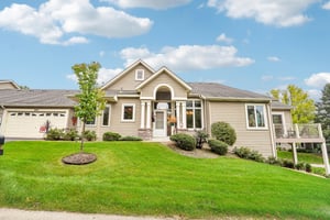 Stratford Ln W-S2909-001.jpg