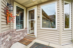 Stratford Ln W-S2909-005.jpg