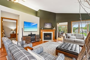 Stratford Ln W-S2909-010.jpg