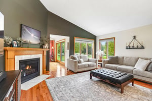 Stratford Ln W-S2909-011.jpg