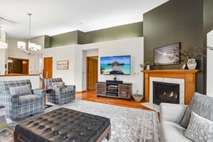 Stratford Ln W-S2909-013.jpg