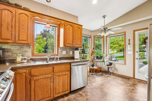 Stratford Ln W-S2909-023.jpg