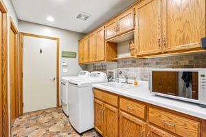 Stratford Ln W-S2909-036.jpg