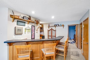 Stratford Ln W-S2909-041.jpg