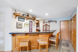 Stratford Ln W-S2909-044.jpg