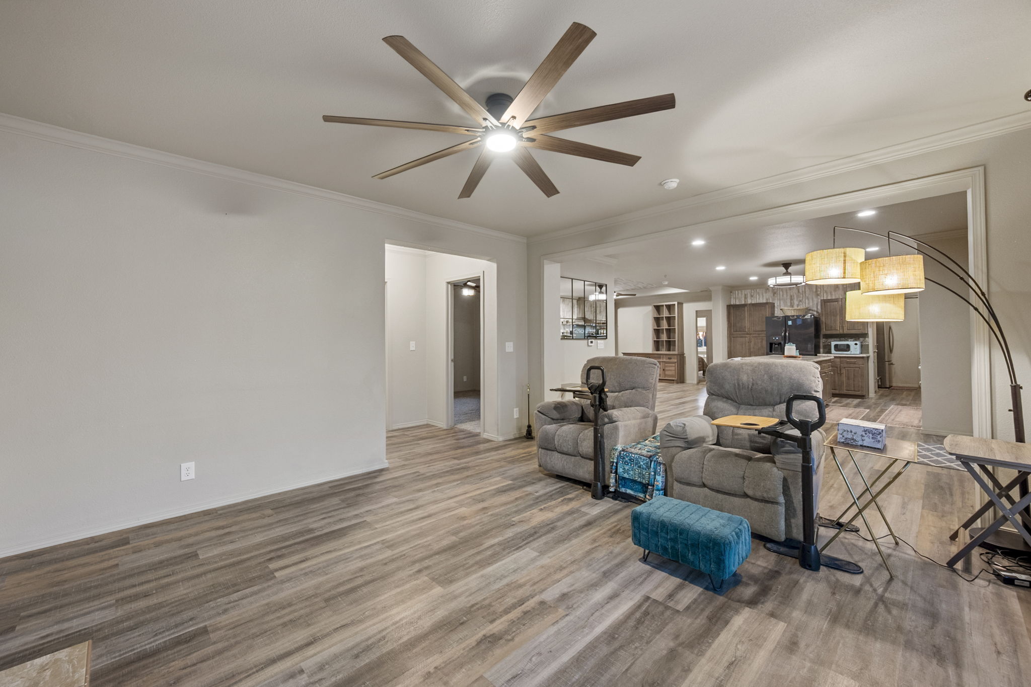 Family Room 4