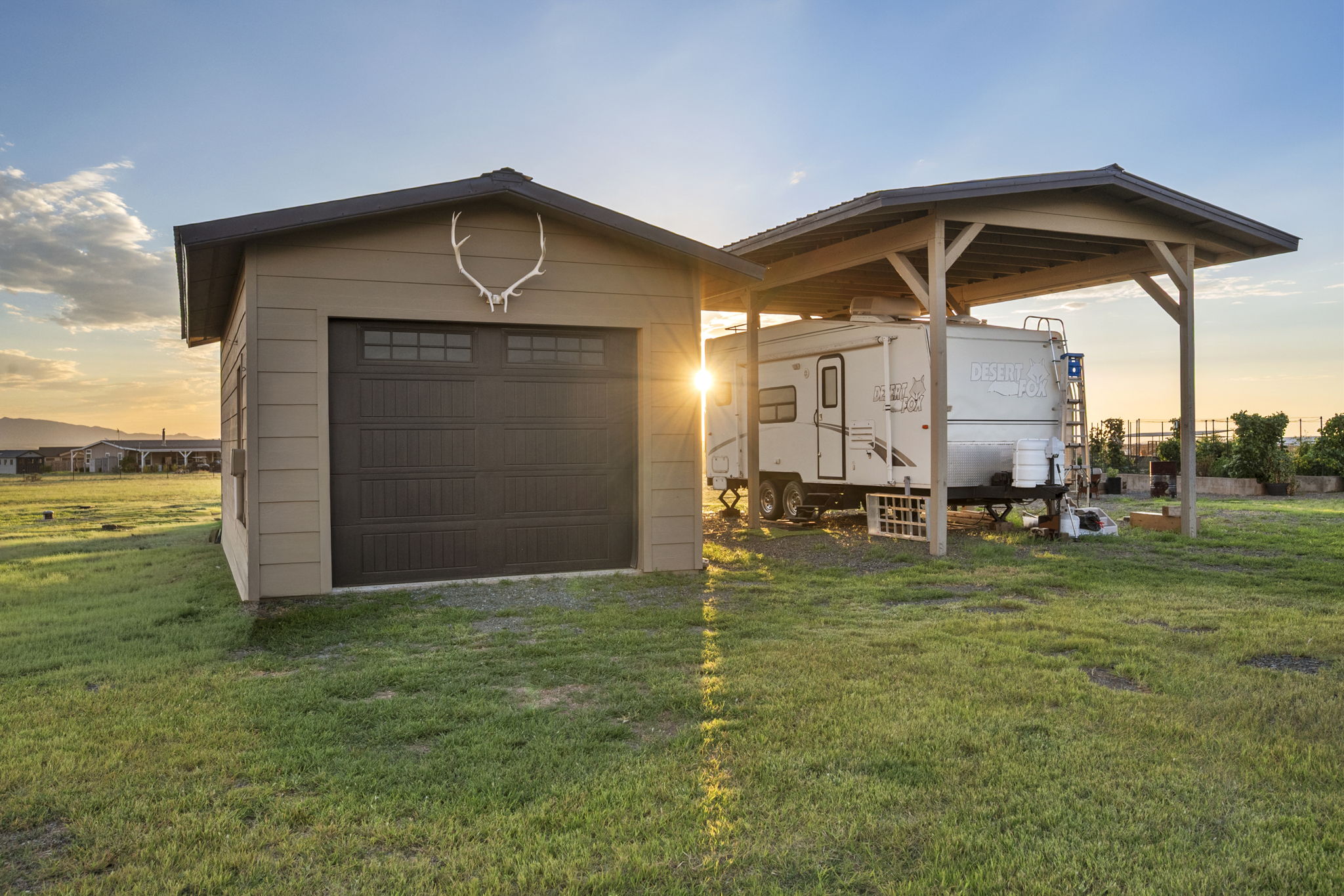 Detached Garage 2