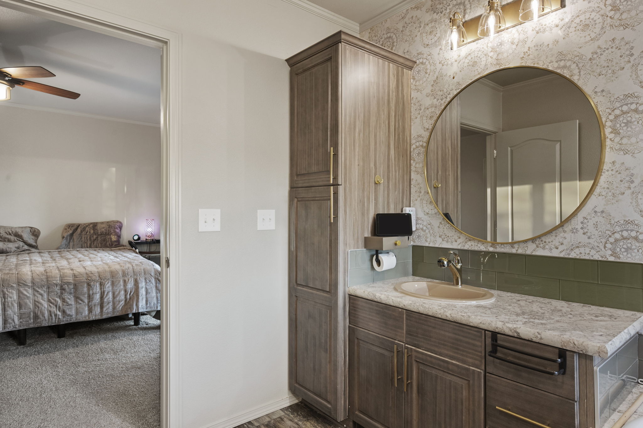 Primary Bathroom 4