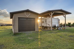 Detached Garage 2