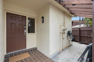  Photo 0