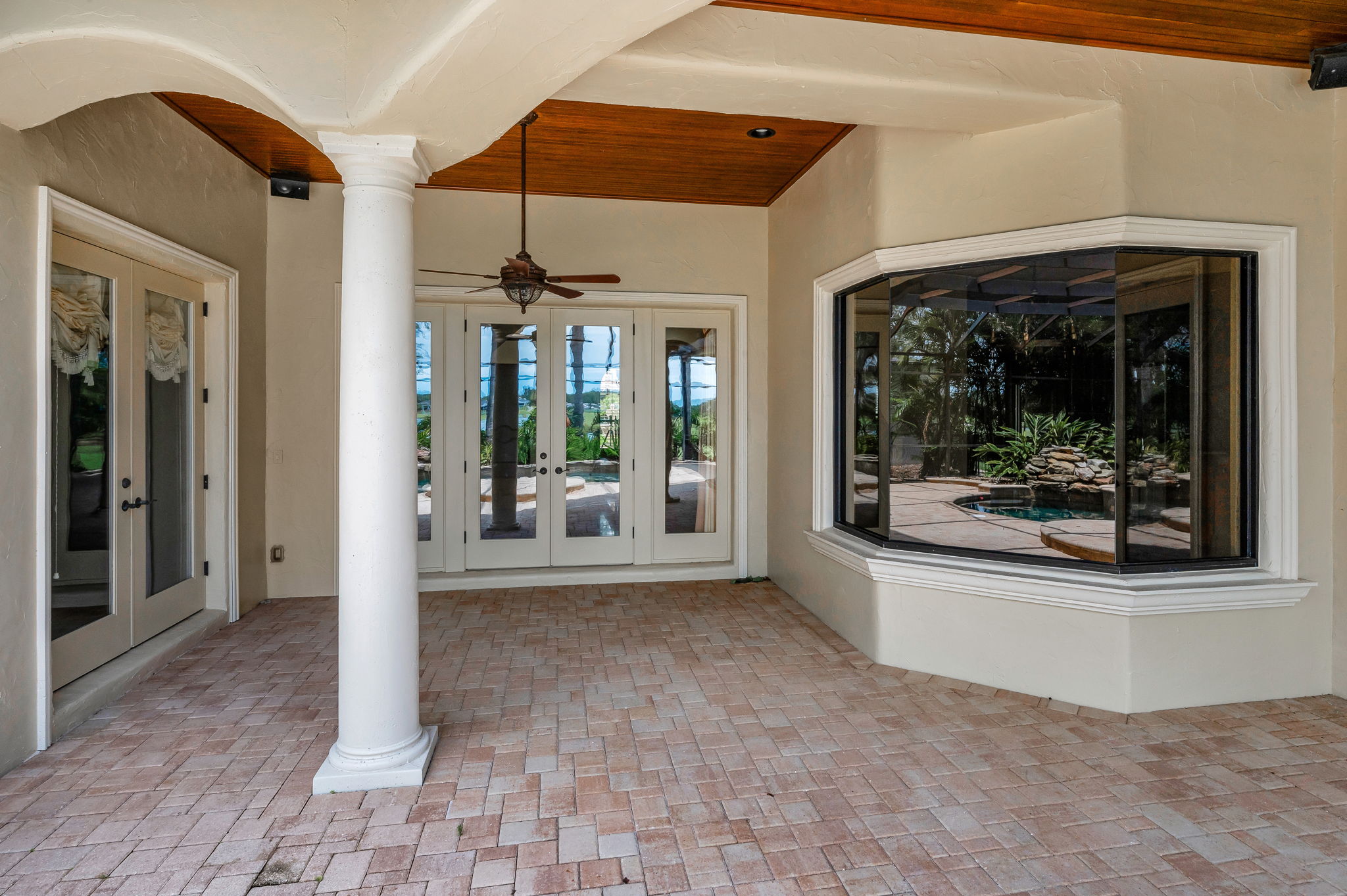Lanai1a