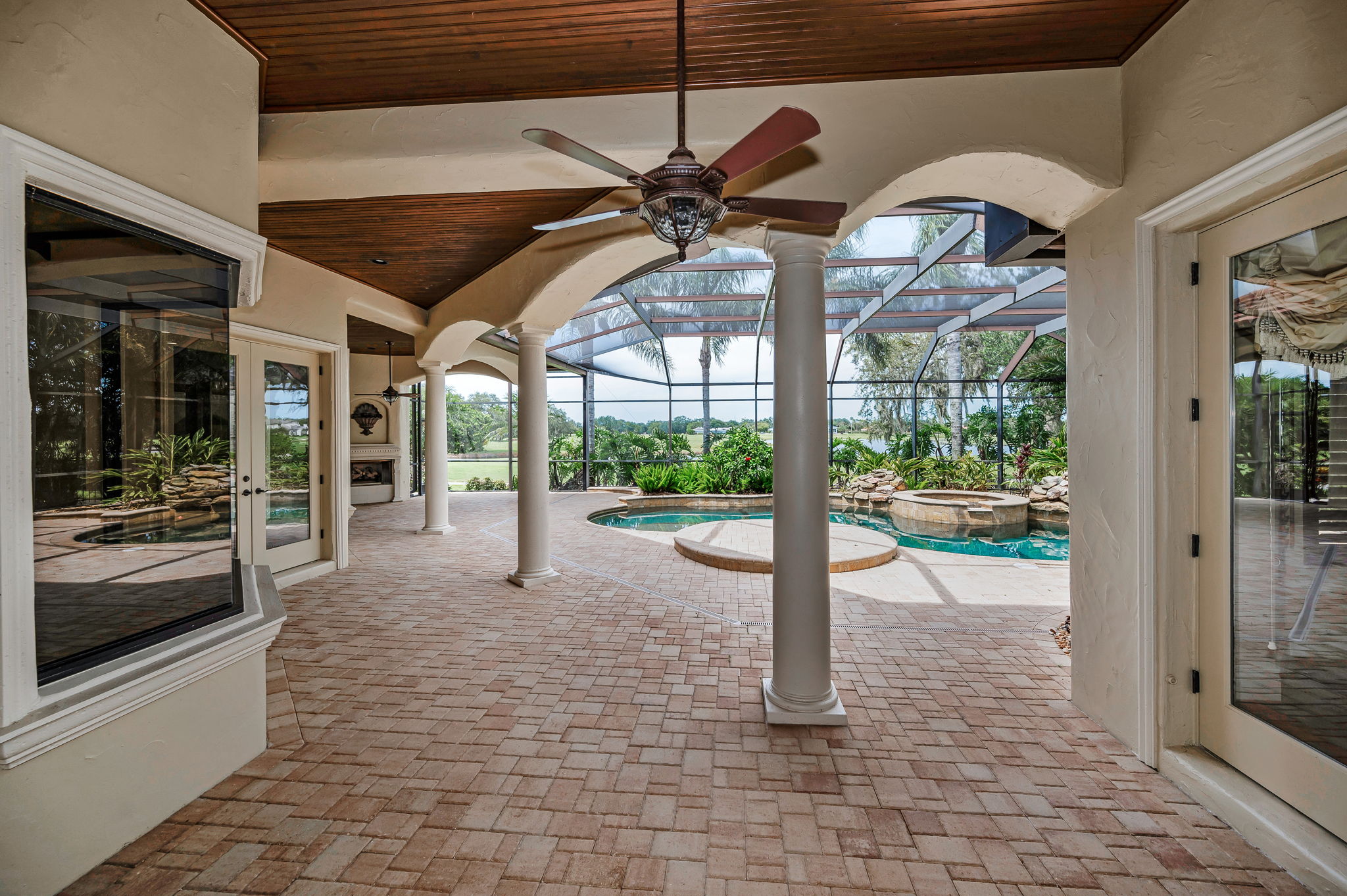 Lanai1b