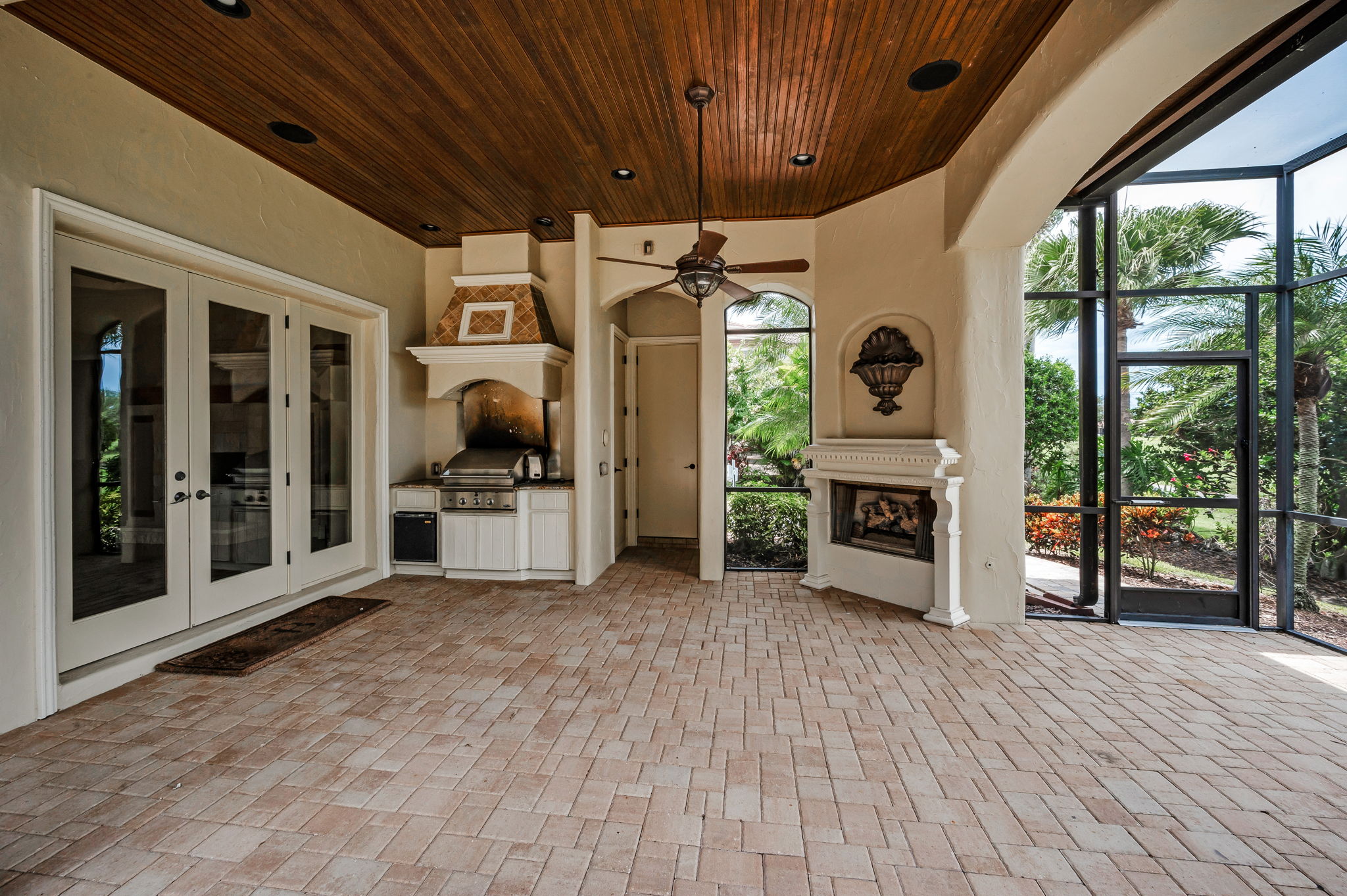 Lanai2a