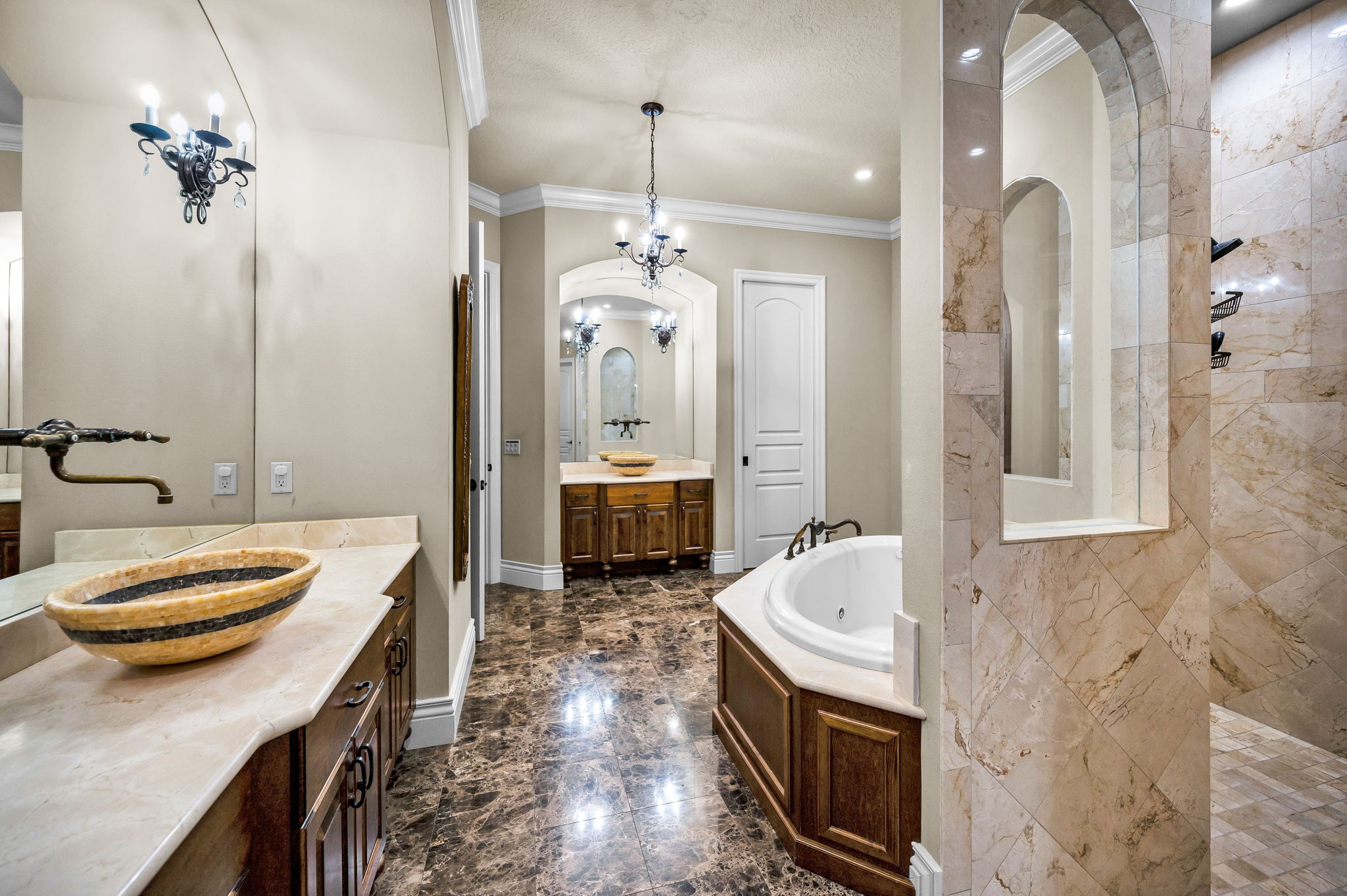 Primary Bathroom1k