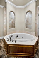 Primary Bathroom1e