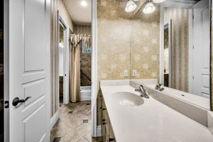 Upper Level Jack n Jill Bathroom3e
