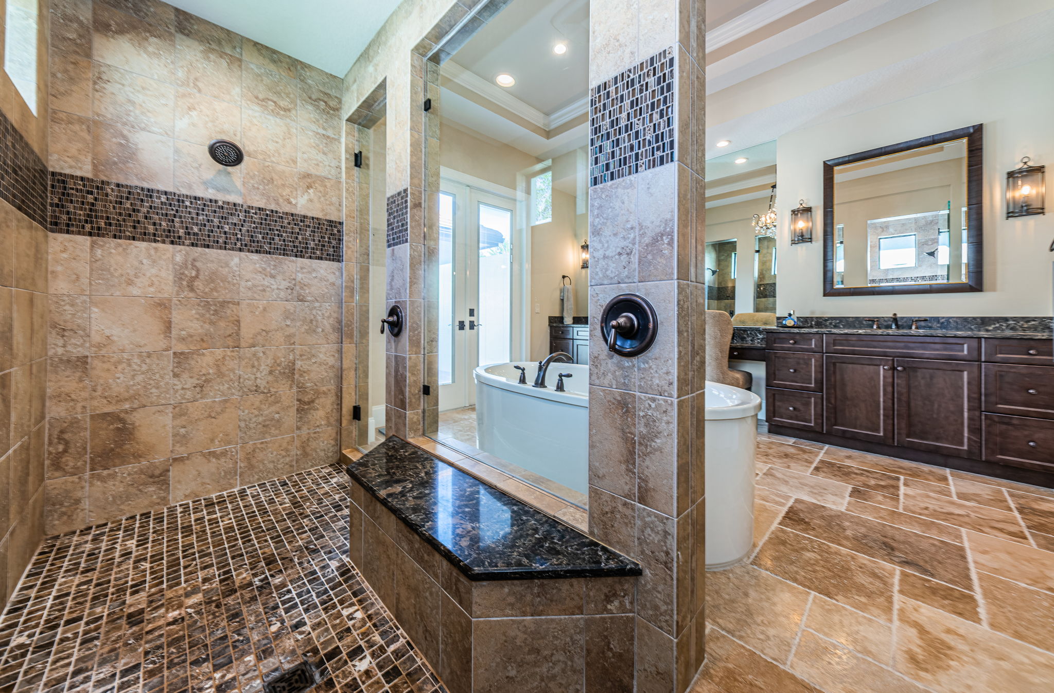 Master Bathroom1d