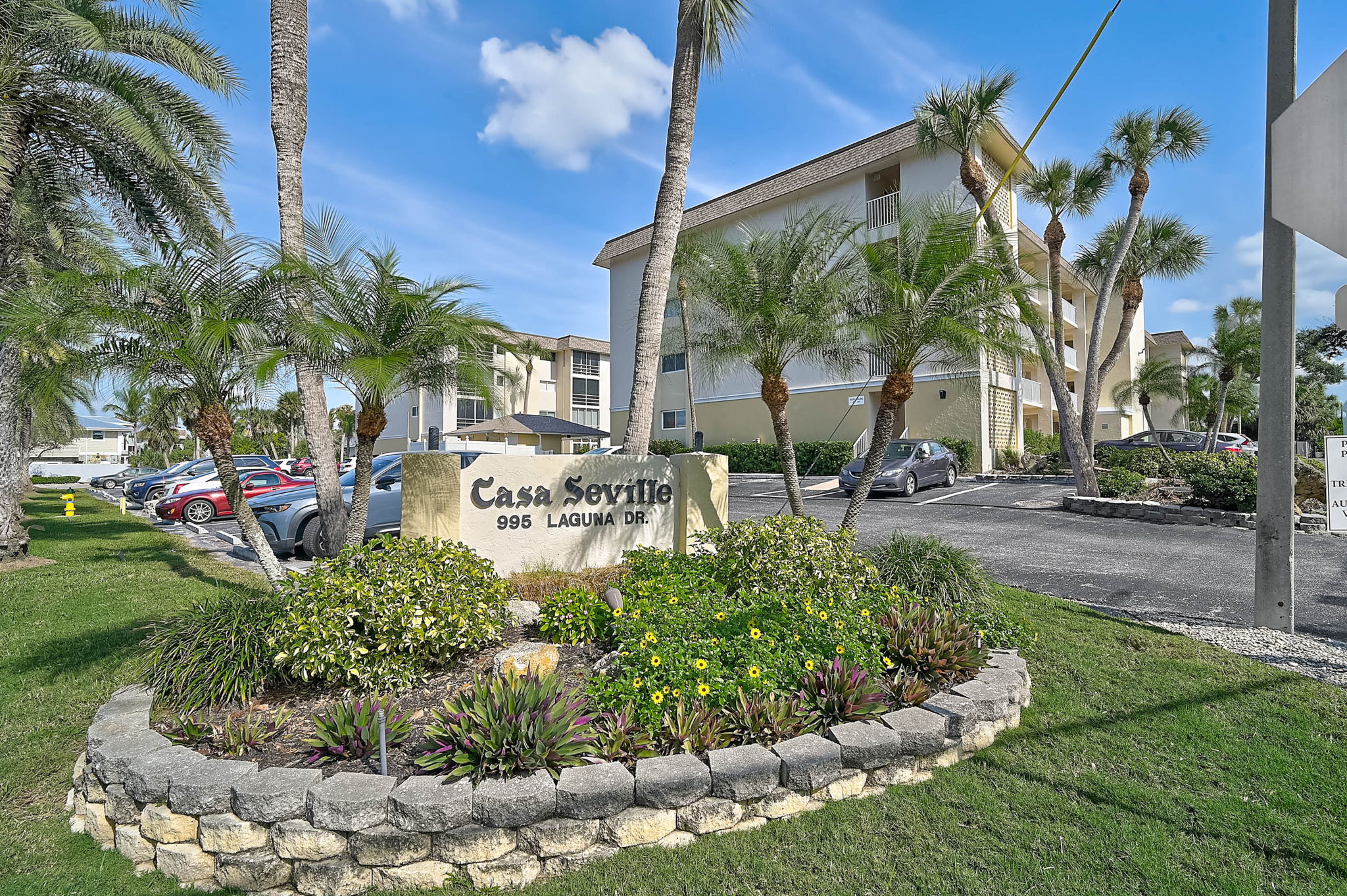 995 La Guna Dr - Unit #103-1