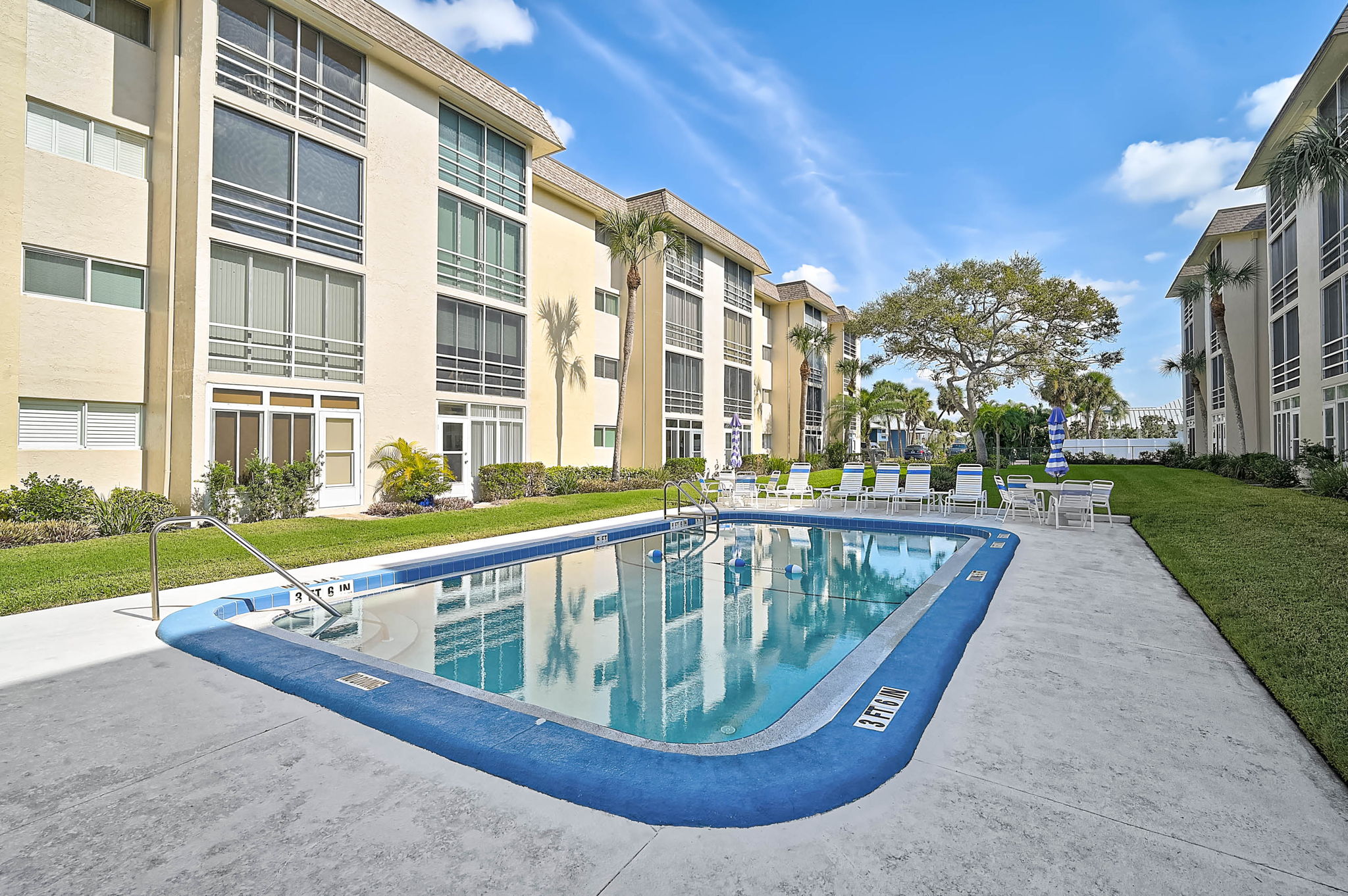 995 La Guna Dr - Unit #103-8