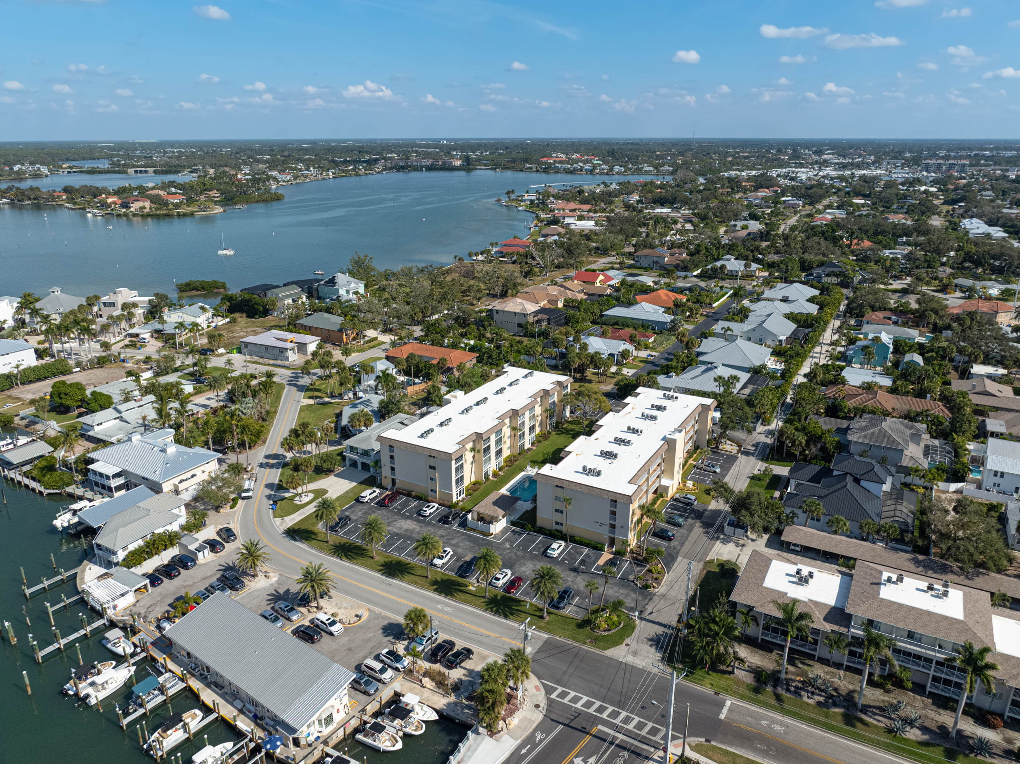 995 La Guna Dr - Unit #103-23